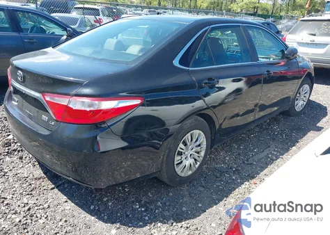 2015 Toyota Camry Hybrid Le из США, поврежденный, VIN 4T1BD1FK4FU161024